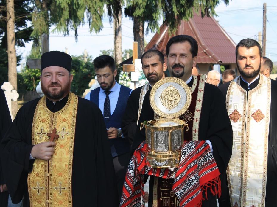 Primirea Sfintelor Moaște